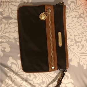 michael kors wristlet
